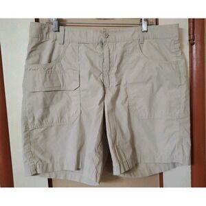 Columbia Sportswear Co. Men's Tan Cargo Shorts Waist Size 36 Length 8